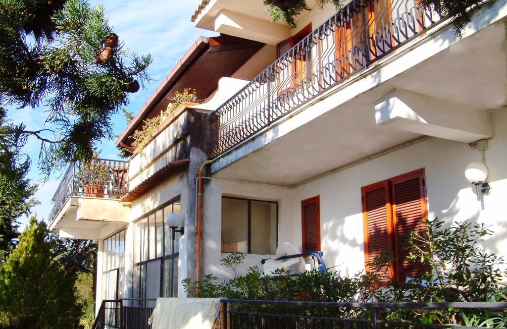 Villa Laura Sea View Apartments Santa Maria di Castellabate Eksteriør billede