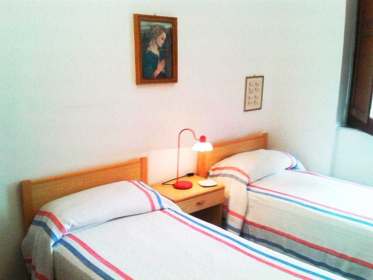 Villa Laura Sea View Apartments Santa Maria di Castellabate Værelse billede