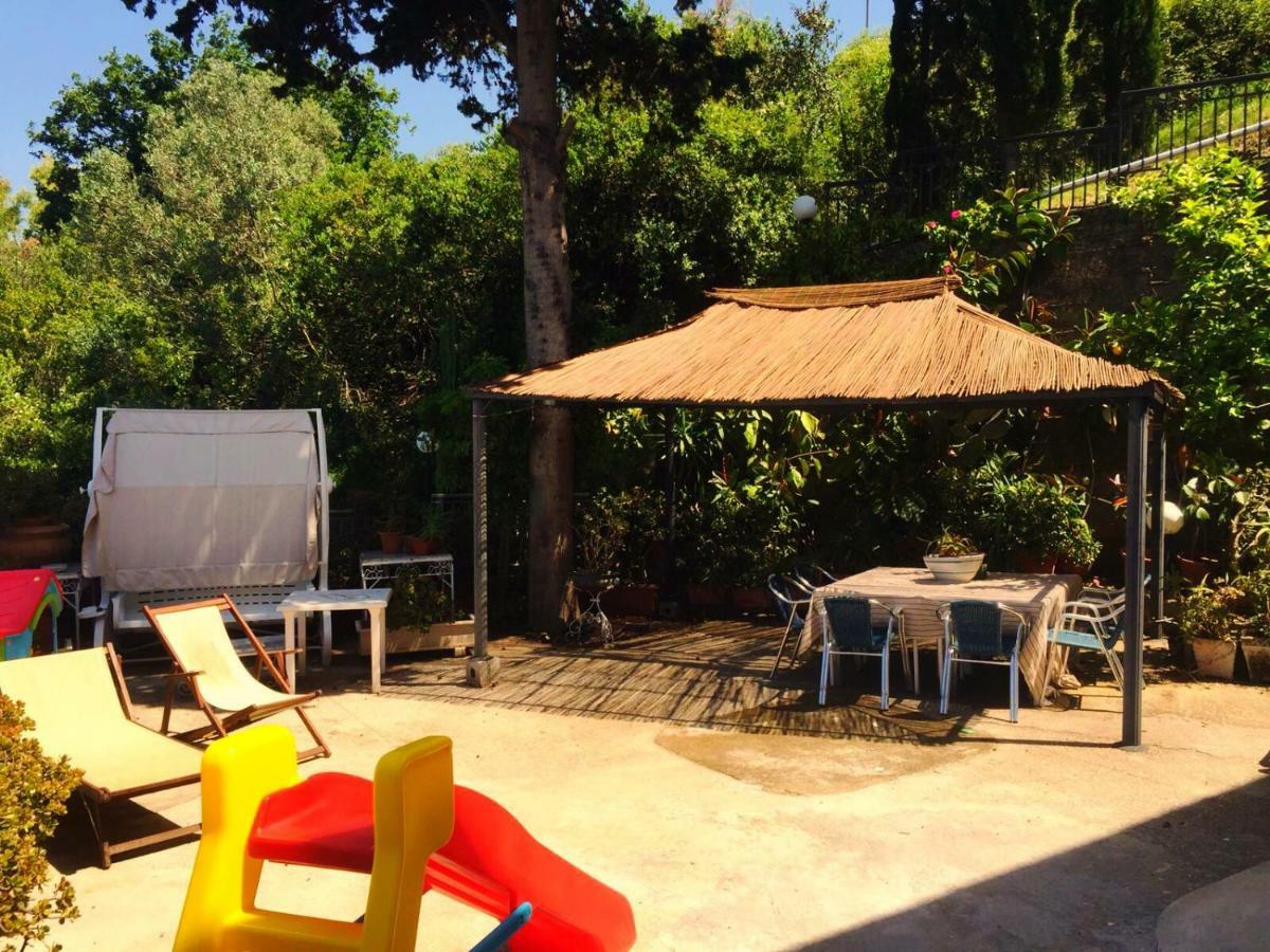 Villa Laura Sea View Apartments Santa Maria di Castellabate Eksteriør billede